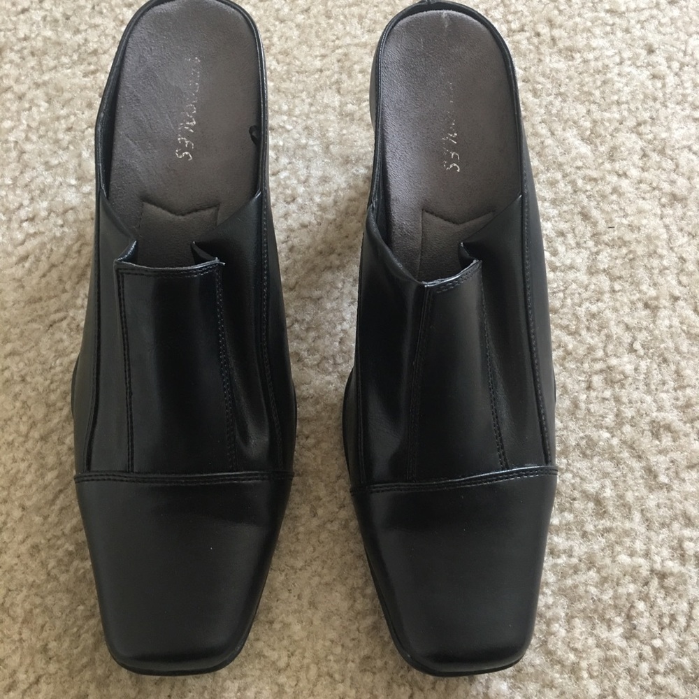 Black shoes